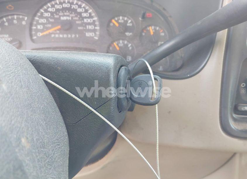 Photo 11 of 2003 Gmc Sierra 1500 SLE (VIN 2GTEK19T031363944)