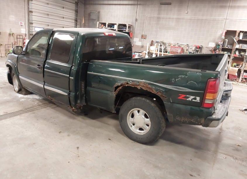 Photo 3 of 2003 Gmc Sierra 1500 SLE (VIN 2GTEK19T031377861)