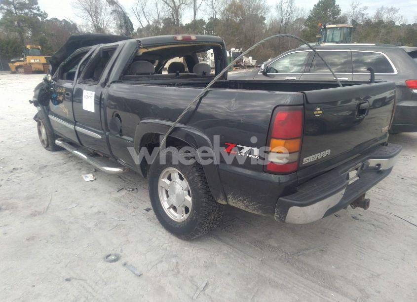 Photo 3 of 2004 Gmc Sierra 1500 SLE (VIN 2GTEK19T141202679)
