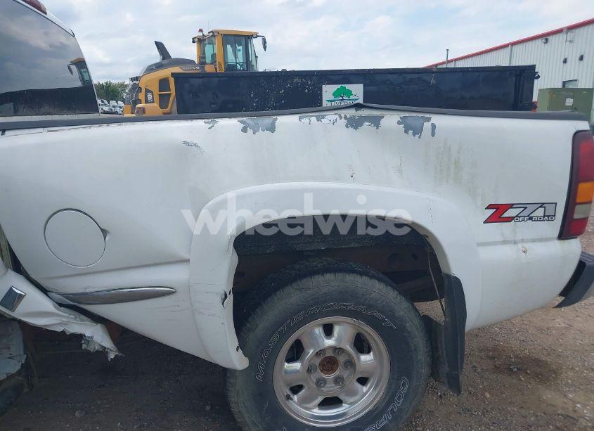 Photo 13 of 2002 Gmc Sierra 1500 SLE (VIN 2GTEK19T221236711)