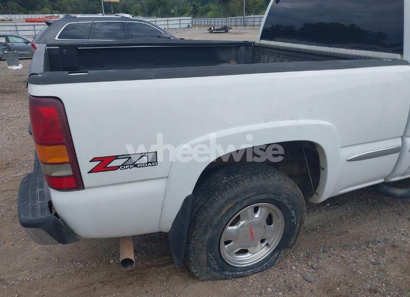 Photo 16 of 2002 Gmc Sierra 1500 SLE (VIN 2GTEK19T221236711)