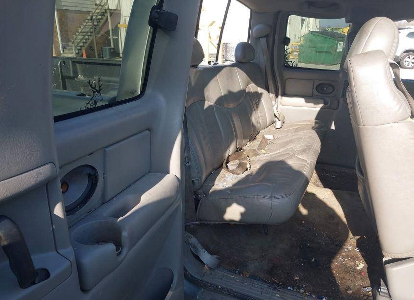 Photo 8 of 2002 Gmc Sierra 1500 SLE (VIN 2GTEK19T721336433)