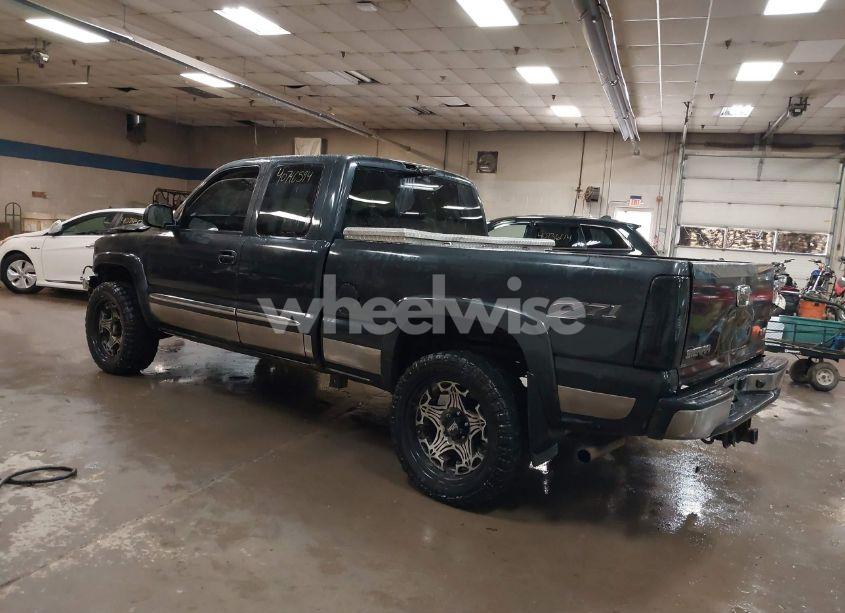 Photo 3 of 2004 Gmc Sierra 1500 SLE (VIN 2GTEK19T741320347)