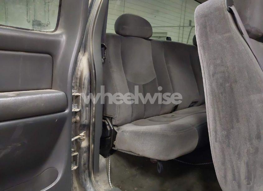 Photo 8 of 2004 Gmc Sierra 1500 SLE (VIN 2GTEK19T741320347)