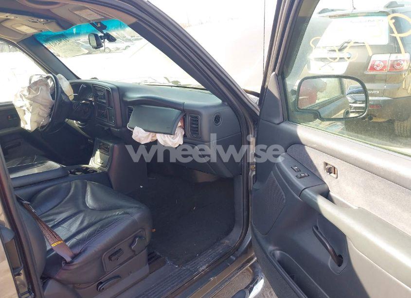 Photo 5 of 2001 Gmc Sierra 1500 SLE (VIN 2GTEK19T811278573)