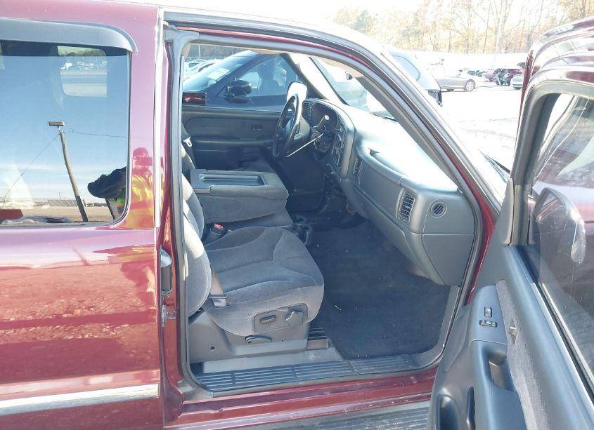 2002 Gmc Sierra 1500 SLE (VIN 2GTEK19T921319195) main photo