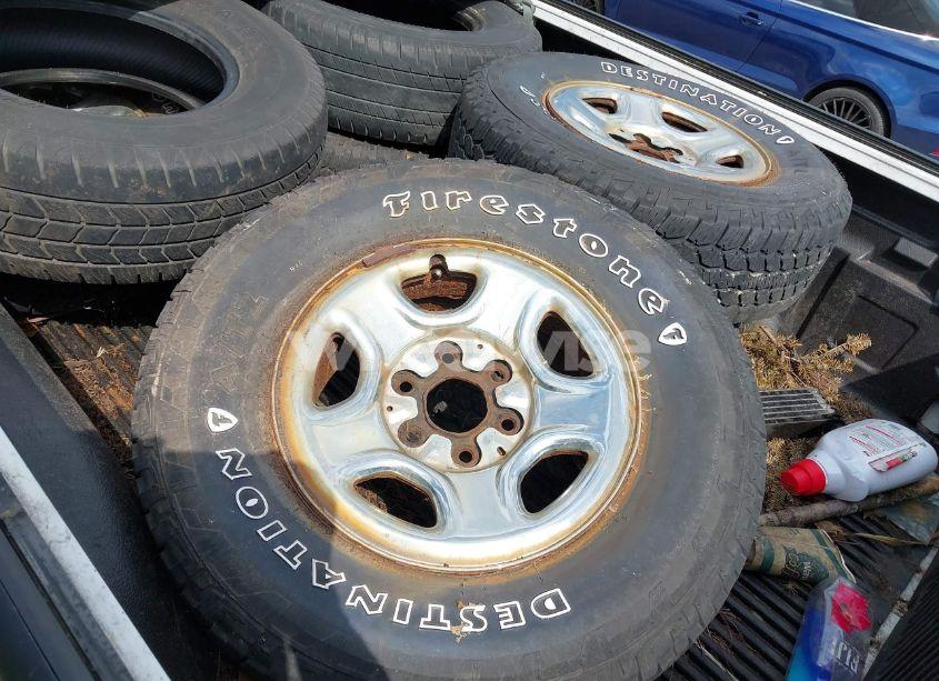 Photo 12 of 2003 Gmc Sierra 1500 SLE (VIN 2GTEK19TX31166361)