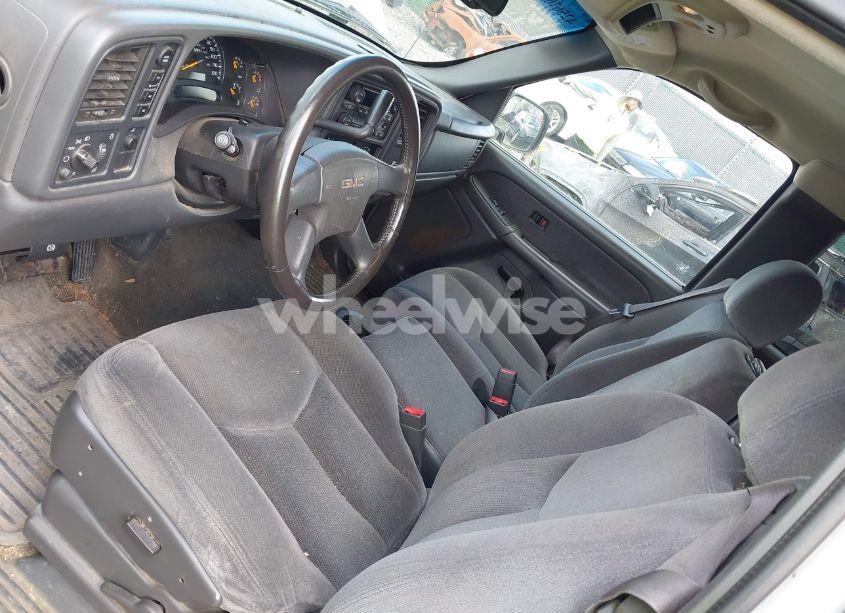 Photo 16 of 2003 Gmc Sierra 1500 SLE (VIN 2GTEK19TX31166361)