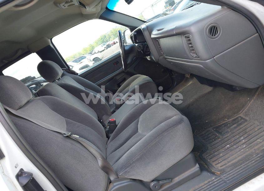 Photo 5 of 2003 Gmc Sierra 1500 SLE (VIN 2GTEK19TX31166361)