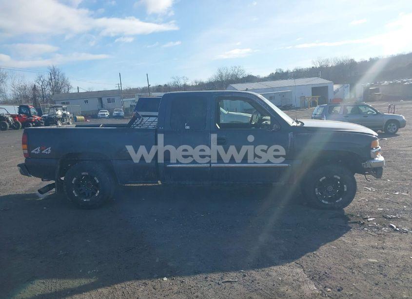 Photo 13 of 2003 Gmc Sierra 1500 SLE (VIN 2GTEK19TX31225067)