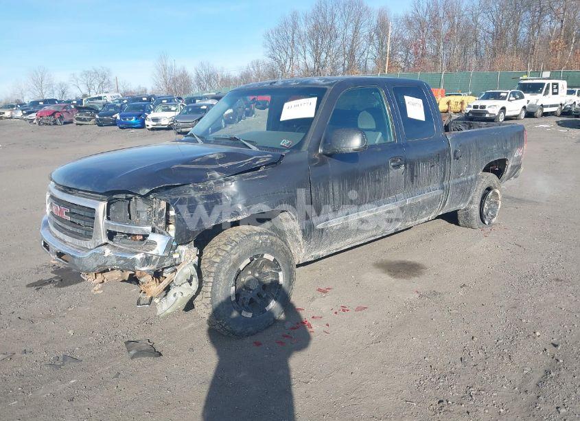 Photo 2 of 2003 Gmc Sierra 1500 SLE (VIN 2GTEK19TX31225067)