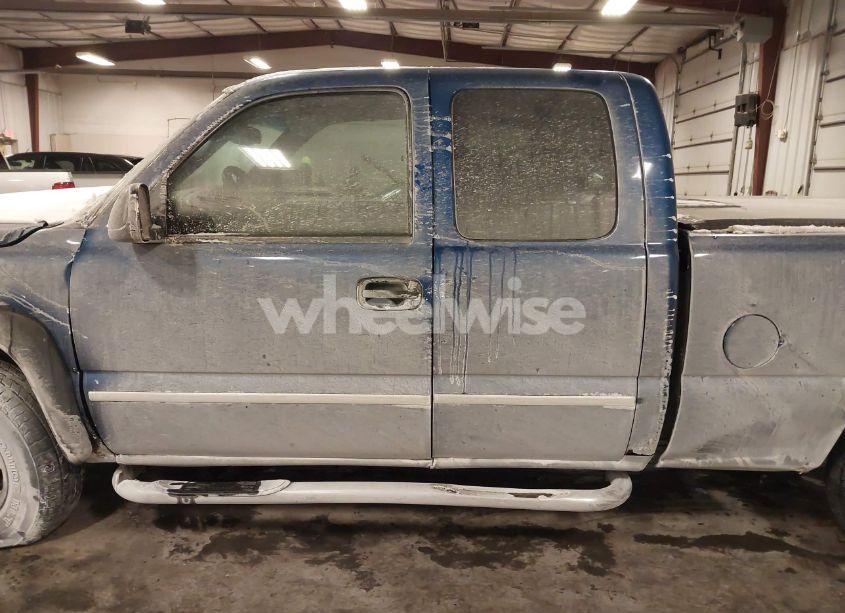 Photo 14 of 2003 Gmc Sierra 1500 SLE (VIN 2GTEK19TX31355916)