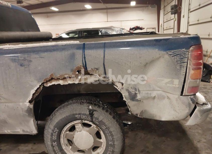 Photo 6 of 2003 Gmc Sierra 1500 SLE (VIN 2GTEK19TX31355916)