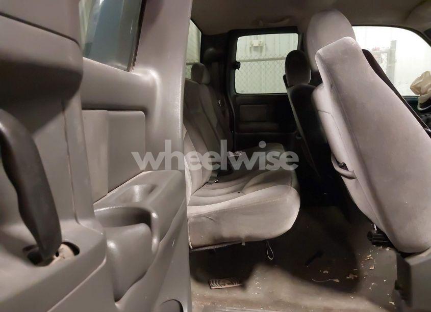 Photo 8 of 2003 Gmc Sierra 1500 SLE (VIN 2GTEK19TX31355916)