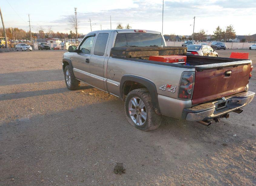 Photo 3 of 2001 Gmc Sierra 1500 SLE (VIN 2GTEK19V611398647)