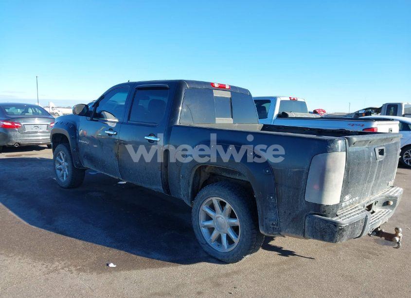 Photo 3 of 2007 Gmc Sierra 1500 DENALI (VIN 2GTEK638271683497)
