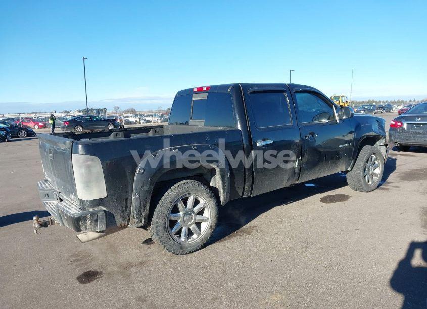 Photo 4 of 2007 Gmc Sierra 1500 DENALI (VIN 2GTEK638271683497)