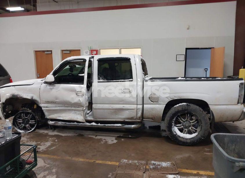 Photo 14 of 2005 Gmc Sierra 1500 DENALI (VIN 2GTEK63N851366908)