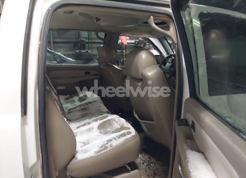 Photo 8 of 2005 Gmc Sierra 1500 DENALI (VIN 2GTEK63N851366908)