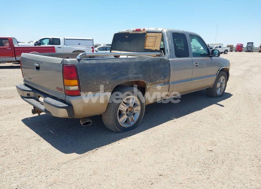 Photo 4 of 2001 Gmc Sierra 1500 C3 (VIN 2GTEK69U111328722)