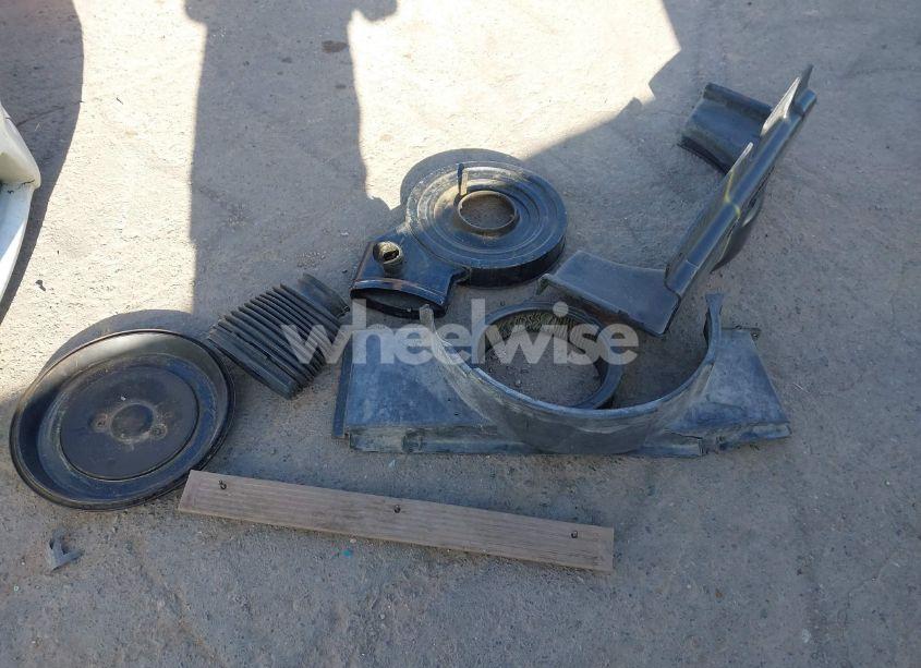 Photo 12 of 1992 Gmc Sierra C2500 (VIN 2GTGC29N9N1539342)