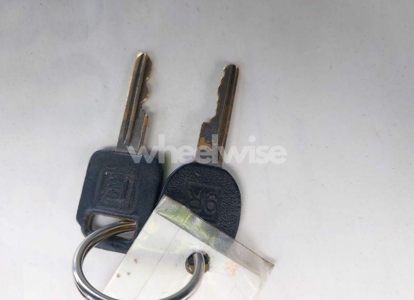 Photo 11 of 1990 Gmc Sierra C3500 (VIN 2GTHC39N2L1565935)