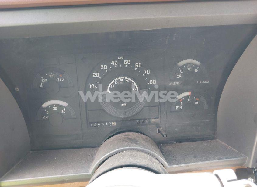 Photo 7 of 1990 Gmc Sierra C3500 (VIN 2GTHC39N2L1565935)