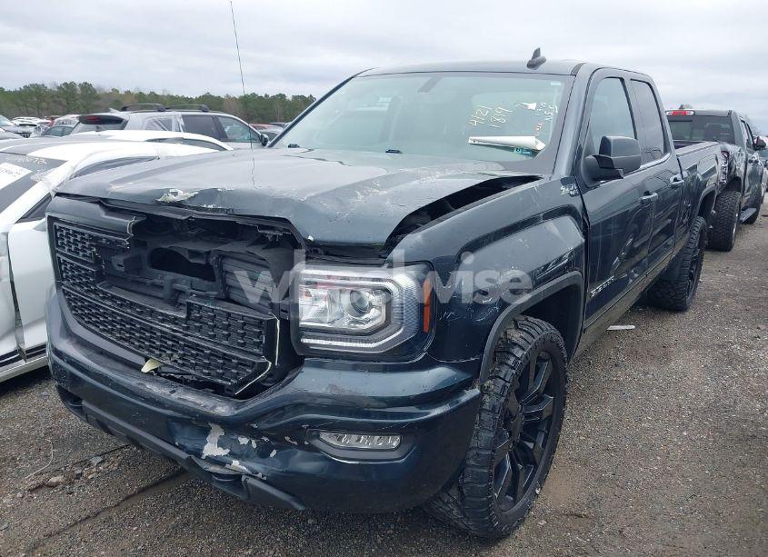 Photo 2 of 2018 Gmc Sierra 1500 SLE (VIN 2GTV2MEC9J1112487)