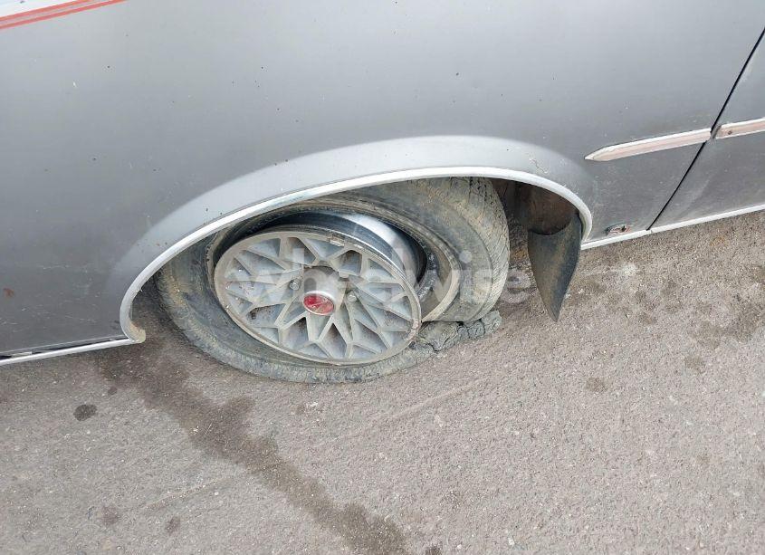 Photo 17 of 1978 Pontiac Grand PRIX (VIN 2H37W8P651294)