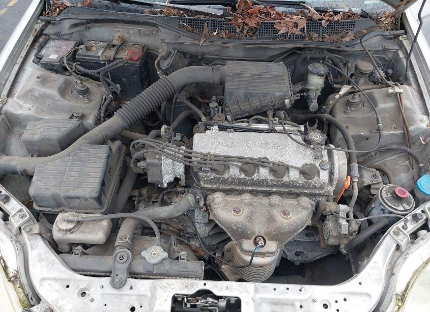 Photo 10 of 1998 Honda Civic DX (VIN 2HGEJ6347WH115155)