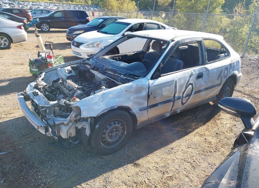 Photo 2 of 2000 Honda Civic CX (VIN 2HGEJ6422YH103883)