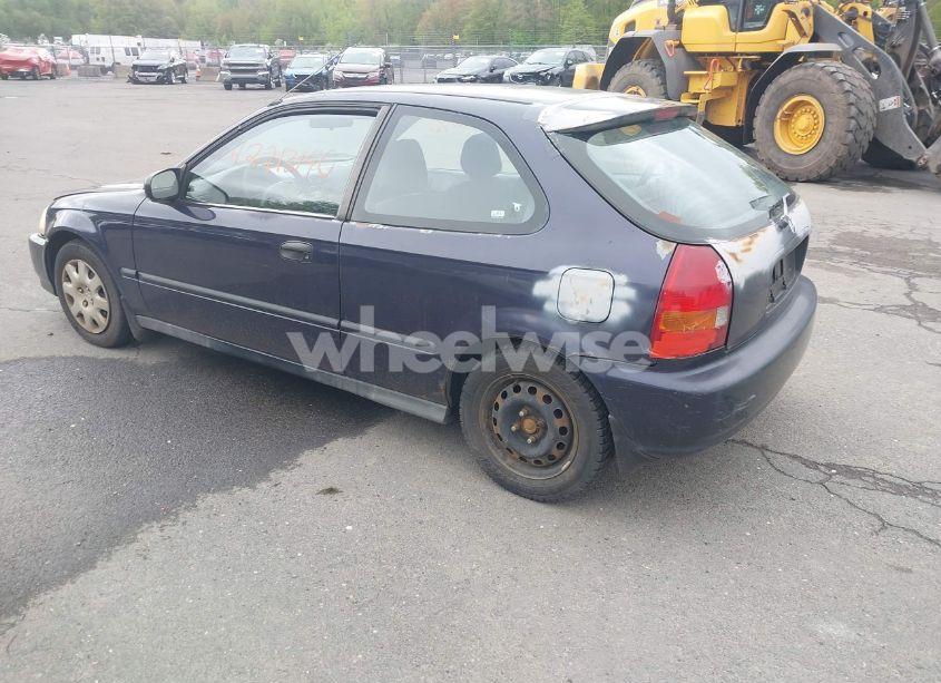 Photo 3 of 1998 Honda Civic DX (VIN 2HGEJ6442WH105938)