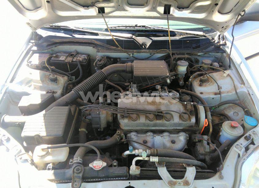 Photo 10 of 1997 Honda Civic DX (VIN 2HGEJ6522VH528823)