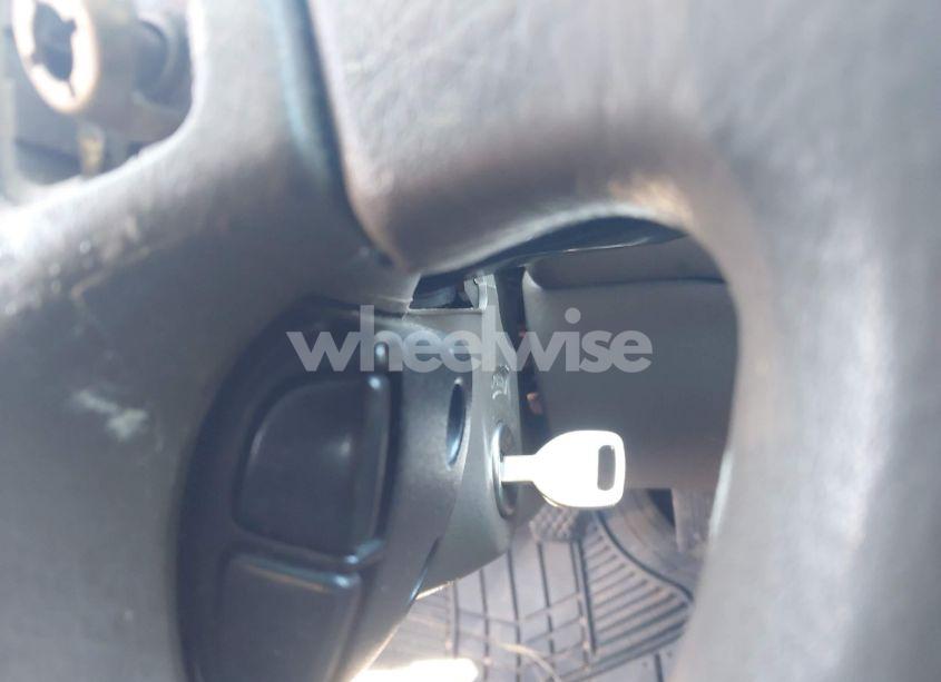 Photo 11 of 1999 Honda Civic LX (VIN 2HGEJ6572XH573808)