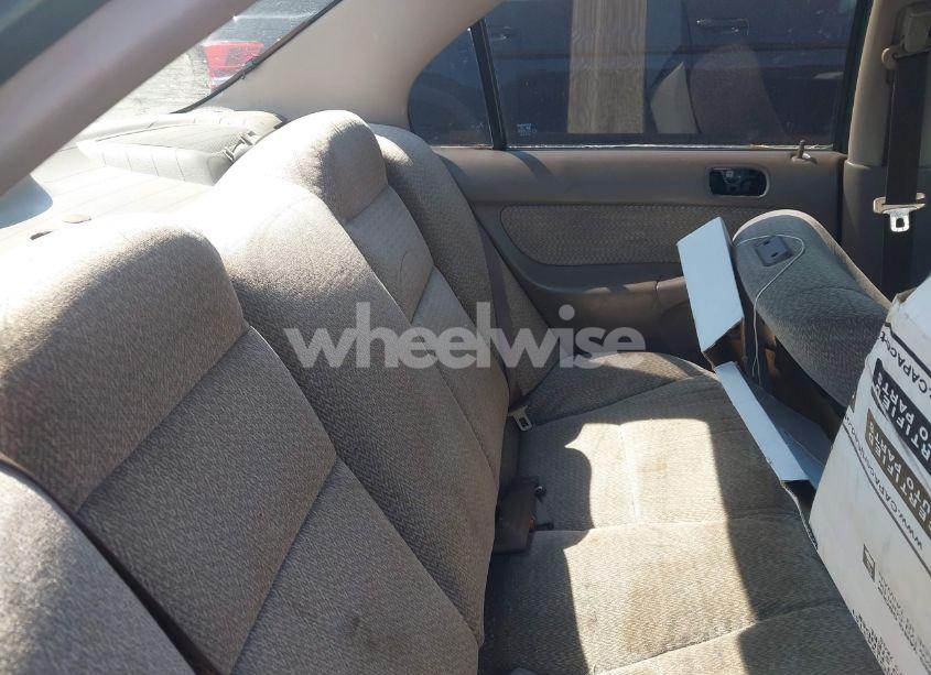 Photo 8 of 1999 Honda Civic LX (VIN 2HGEJ6572XH573808)