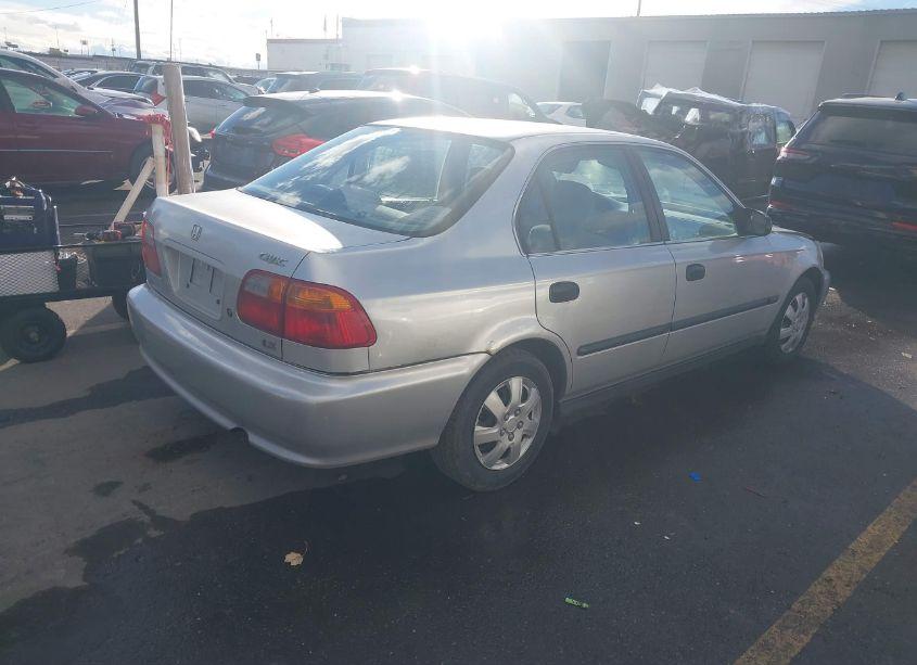 Photo 4 of 1999 Honda Civic LX (VIN 2HGEJ657XXH504266)