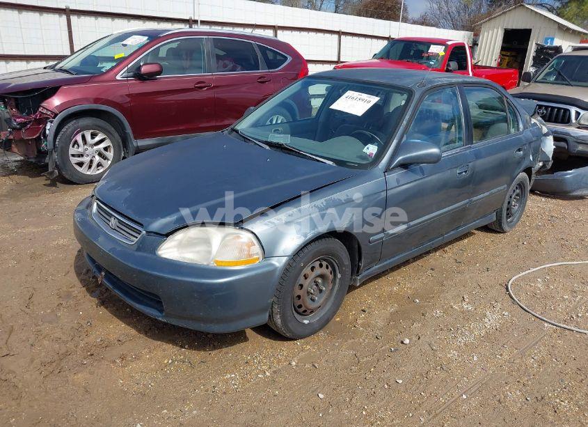 Photo 2 of 1998 Honda Civic DX (VIN 2HGEJ6621WH621140)