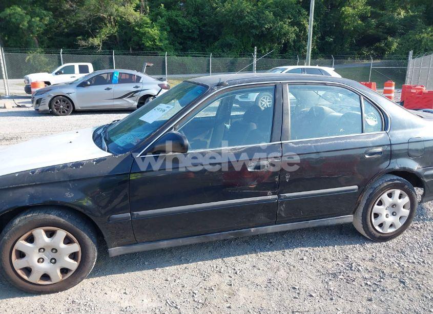 Photo 6 of 1998 Honda Civic LX (VIN 2HGEJ6670WH569799)