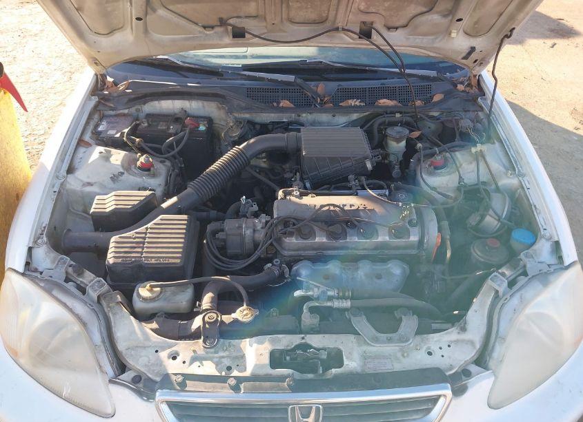 Photo 10 of 1998 Honda Civic LX (VIN 2HGEJ6672WH555645)