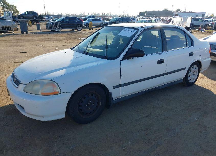 Photo 2 of 1998 Honda Civic LX (VIN 2HGEJ6672WH555645)