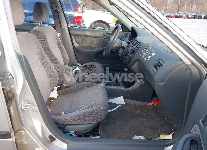 Photo 5 of 1998 Honda Civic LX (VIN 2HGEJ6672WH574034)