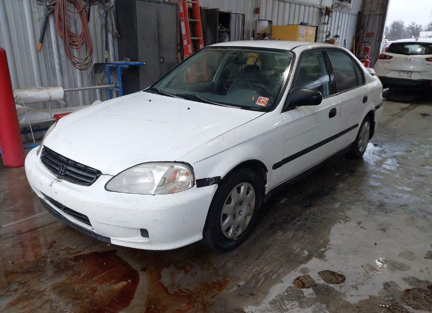 Photo 2 of 2000 Honda Civic LX (VIN 2HGEJ6673YH586714)