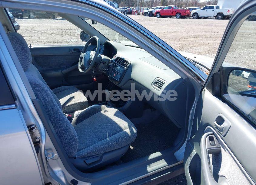 Photo 5 of 1999 Honda Civic LX (VIN 2HGEJ6674XH584081)