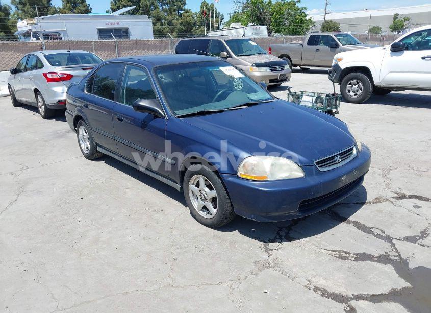 1997 Honda Civic LX (VIN 2HGEJ6676VH554447) main photo