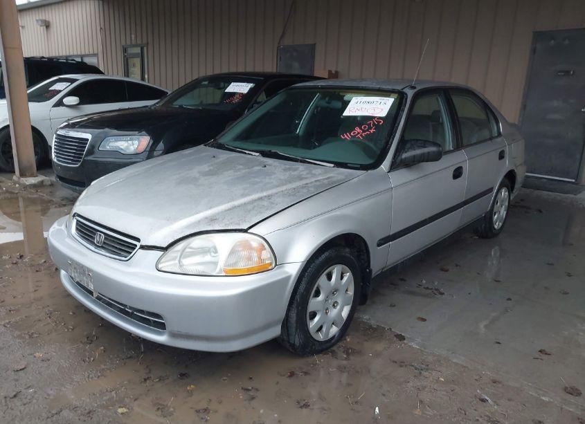 Photo 2 of 1998 Honda Civic LX (VIN 2HGEJ6677WH618562)
