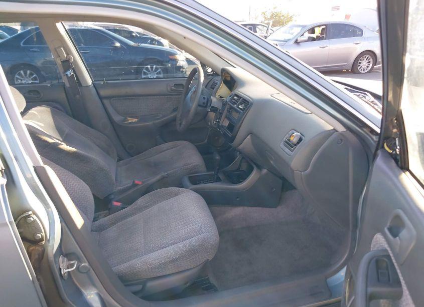 Photo 5 of 1999 Honda Civic LX (VIN 2HGEJ6677XH569820)