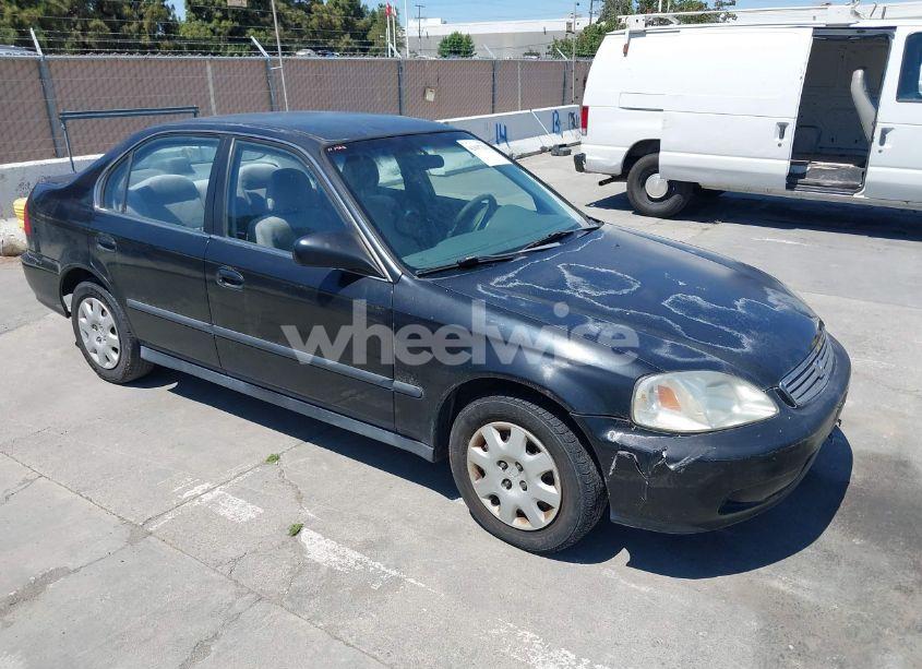 1999 Honda Civic LX (VIN 2HGEJ6677XH589937) main photo
