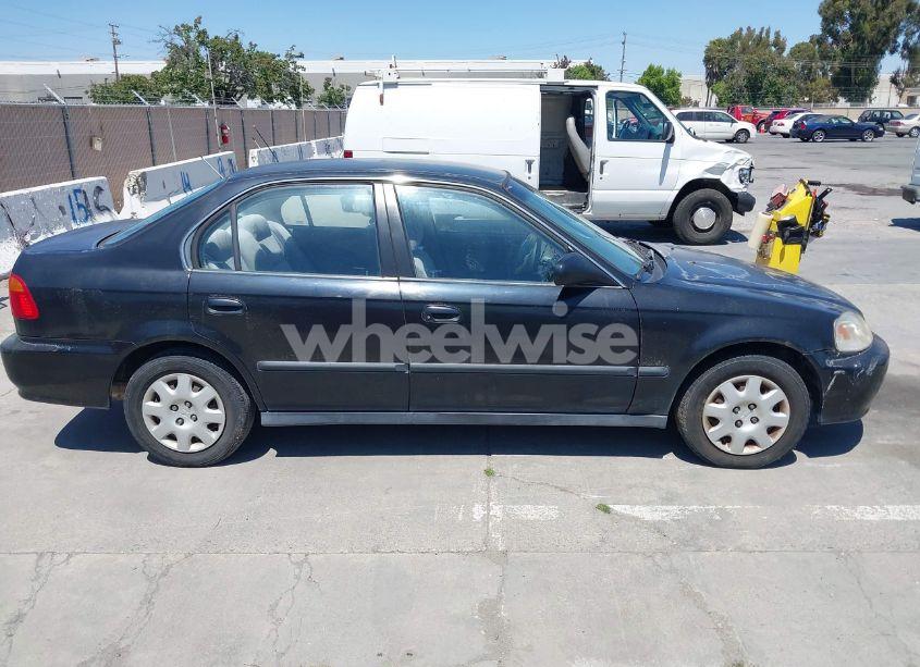 Photo 13 of 1999 Honda Civic LX (VIN 2HGEJ6677XH589937)