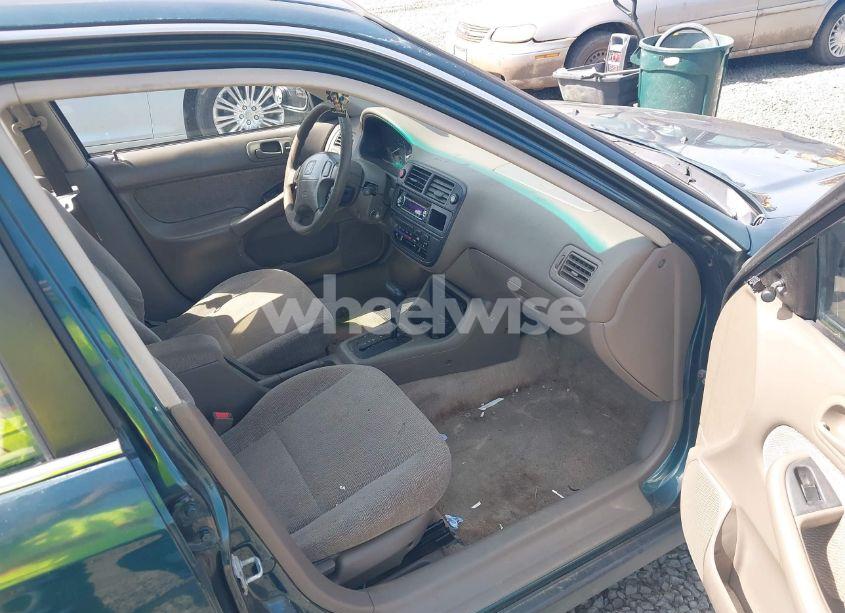 Photo 5 of 1998 Honda Civic LX (VIN 2HGEJ6678WH512055)