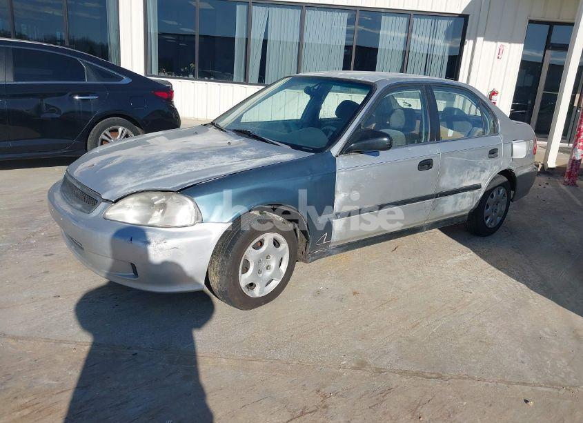 Photo 2 of 1999 Honda Civic LX (VIN 2HGEJ6678XH581295)